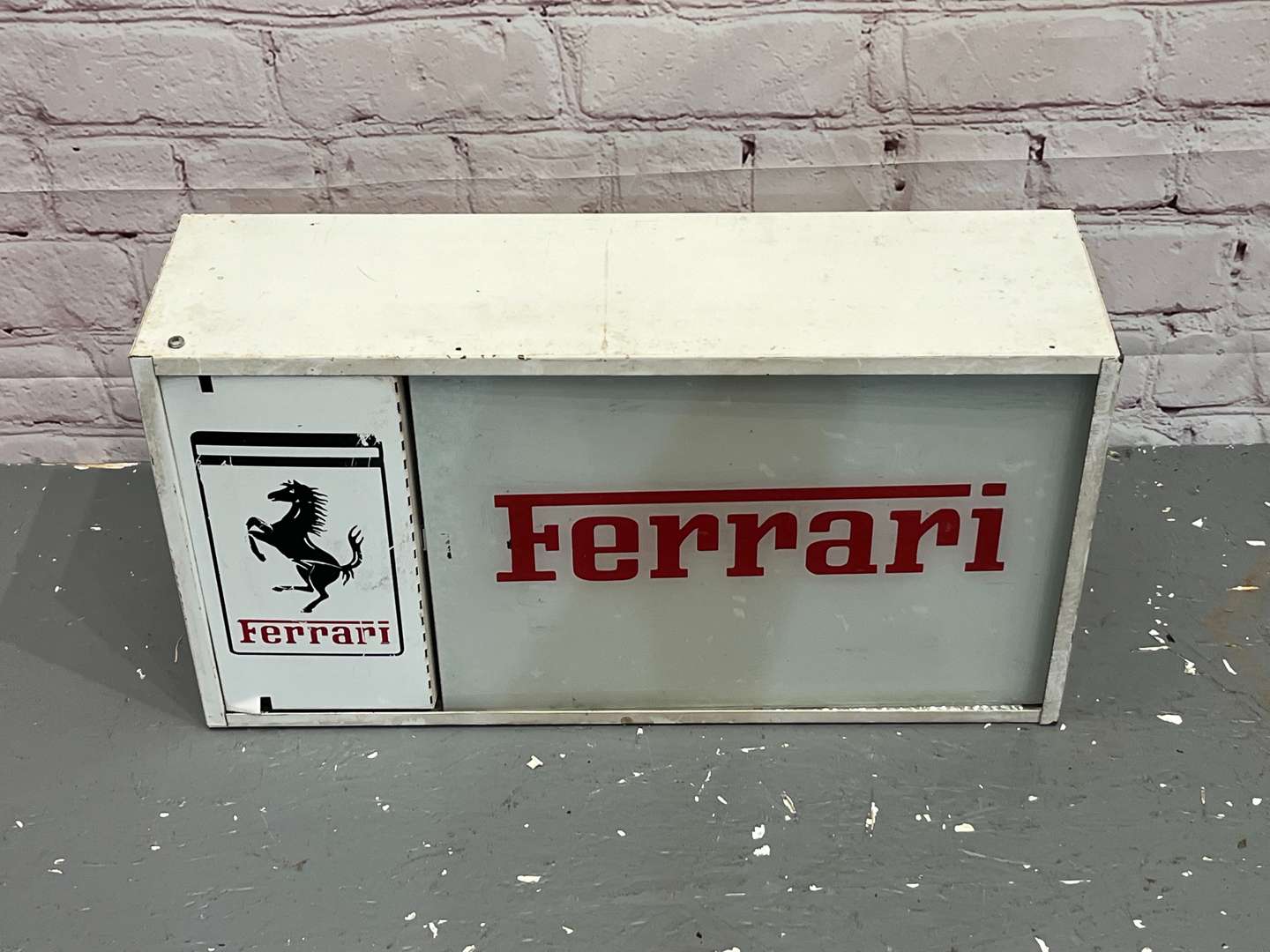 <p>Ferrari Made Illuminated Sign</p>