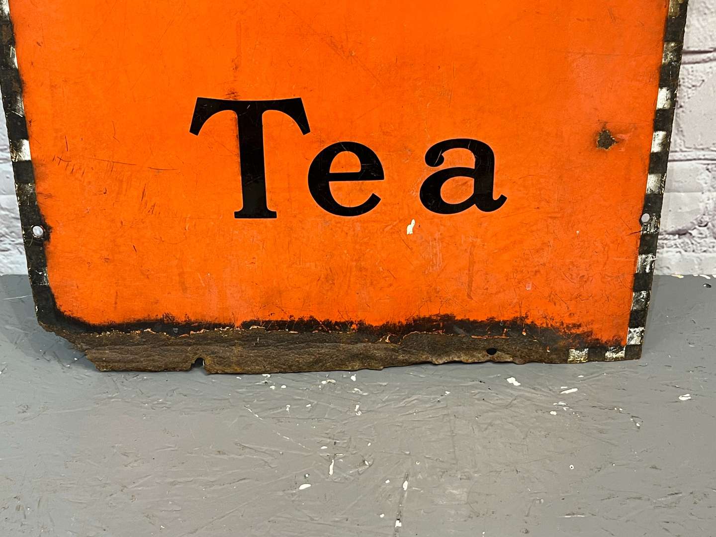 <p>Brooke Bond Tea Enamel Sign</p>