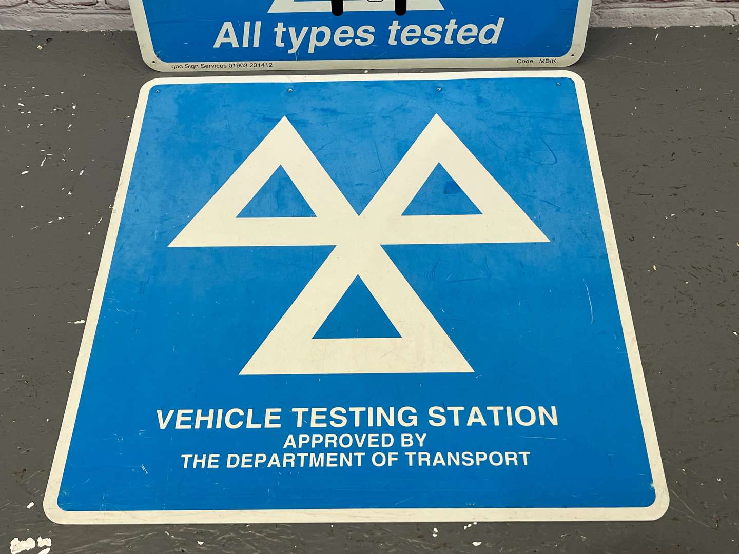<p>Two Plastic MOT Signs One For Motorcycles & Scooters (2)</p>