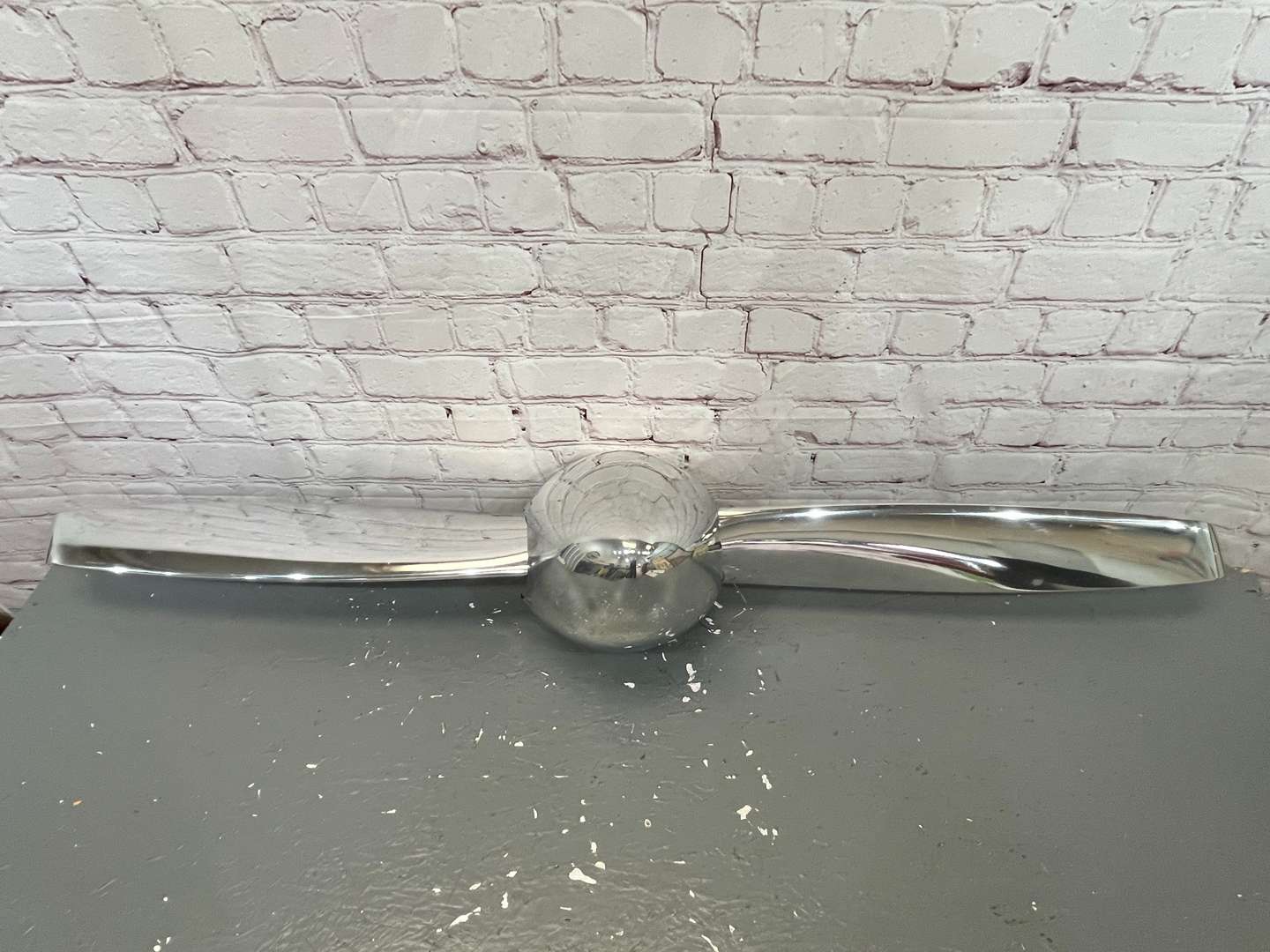 <p>Senenich Aircraft Propeller & Cone Serial Number 37687K&nbsp;</p>