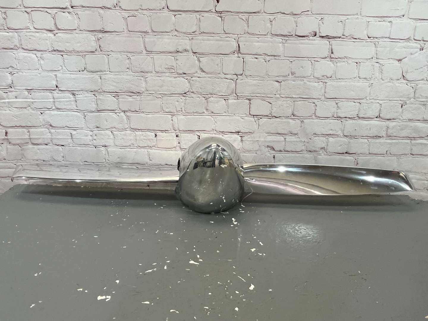 <p>Senenich Aircraft Propeller & Cone Serial Number 37687K&nbsp;</p>