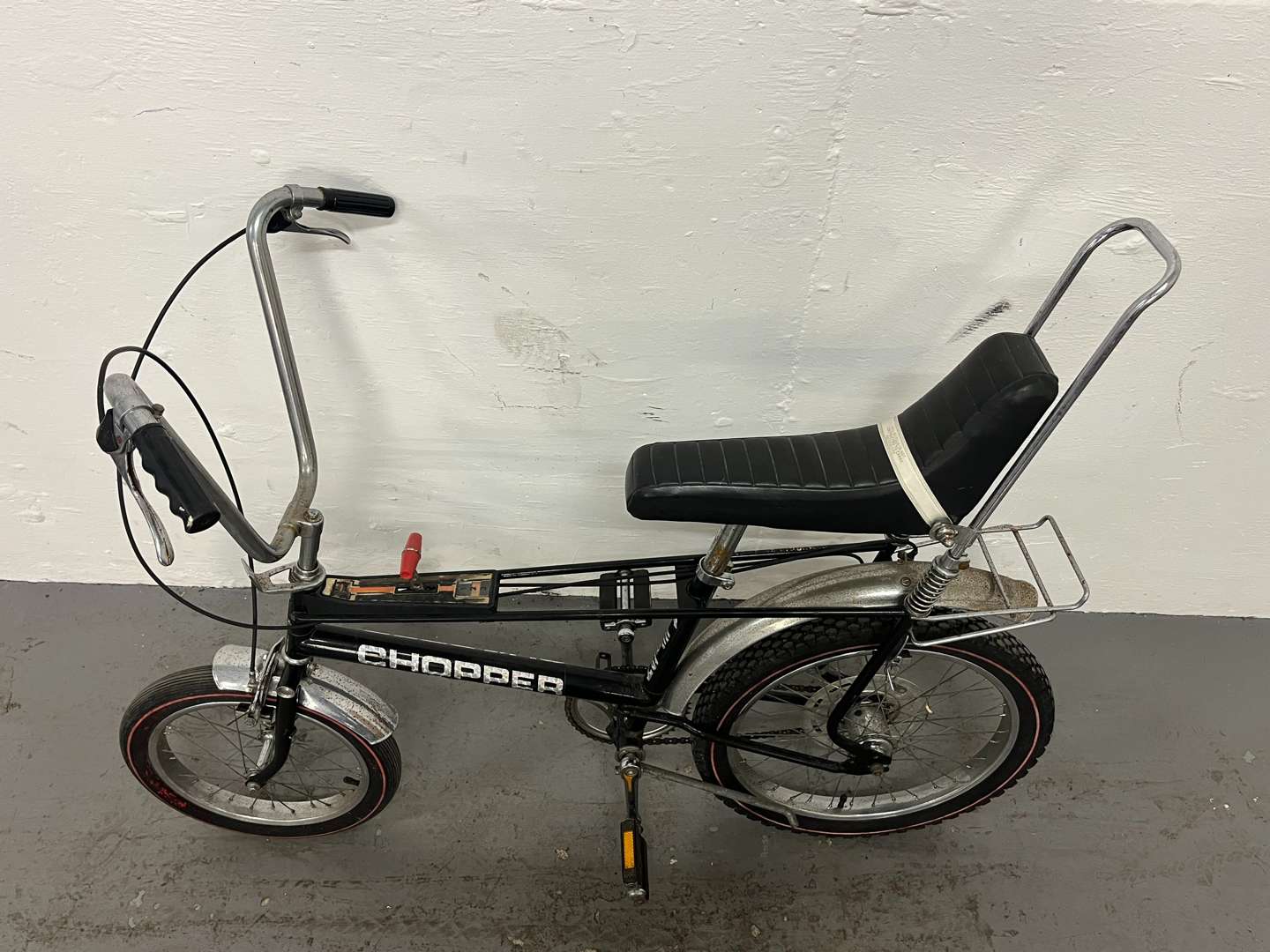 <p>Raleigh Chopper Mk II In Prismatic Black&nbsp;</p>