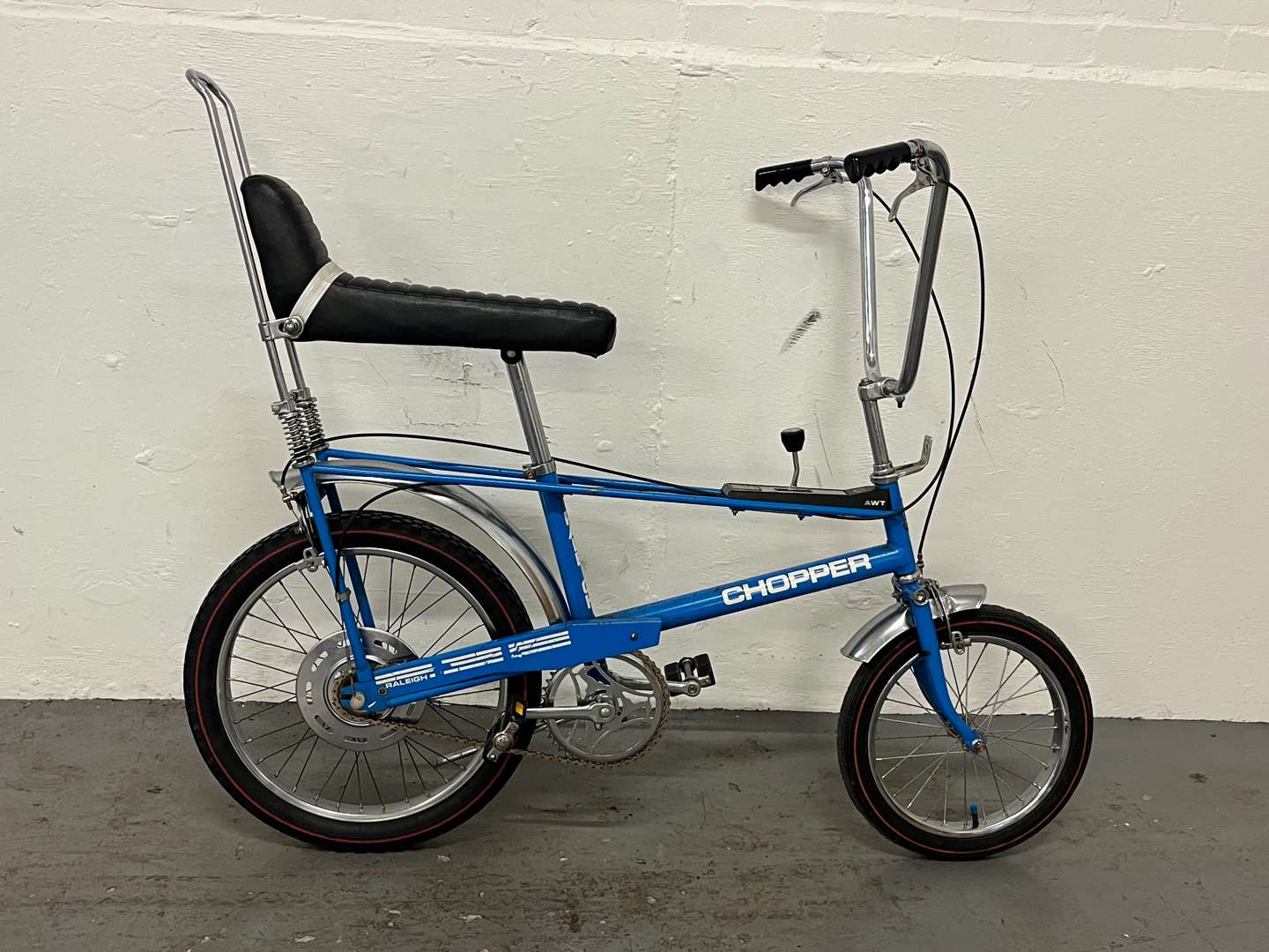 <p>Raleigh Chopper Mk I In Horizon Blue</p>