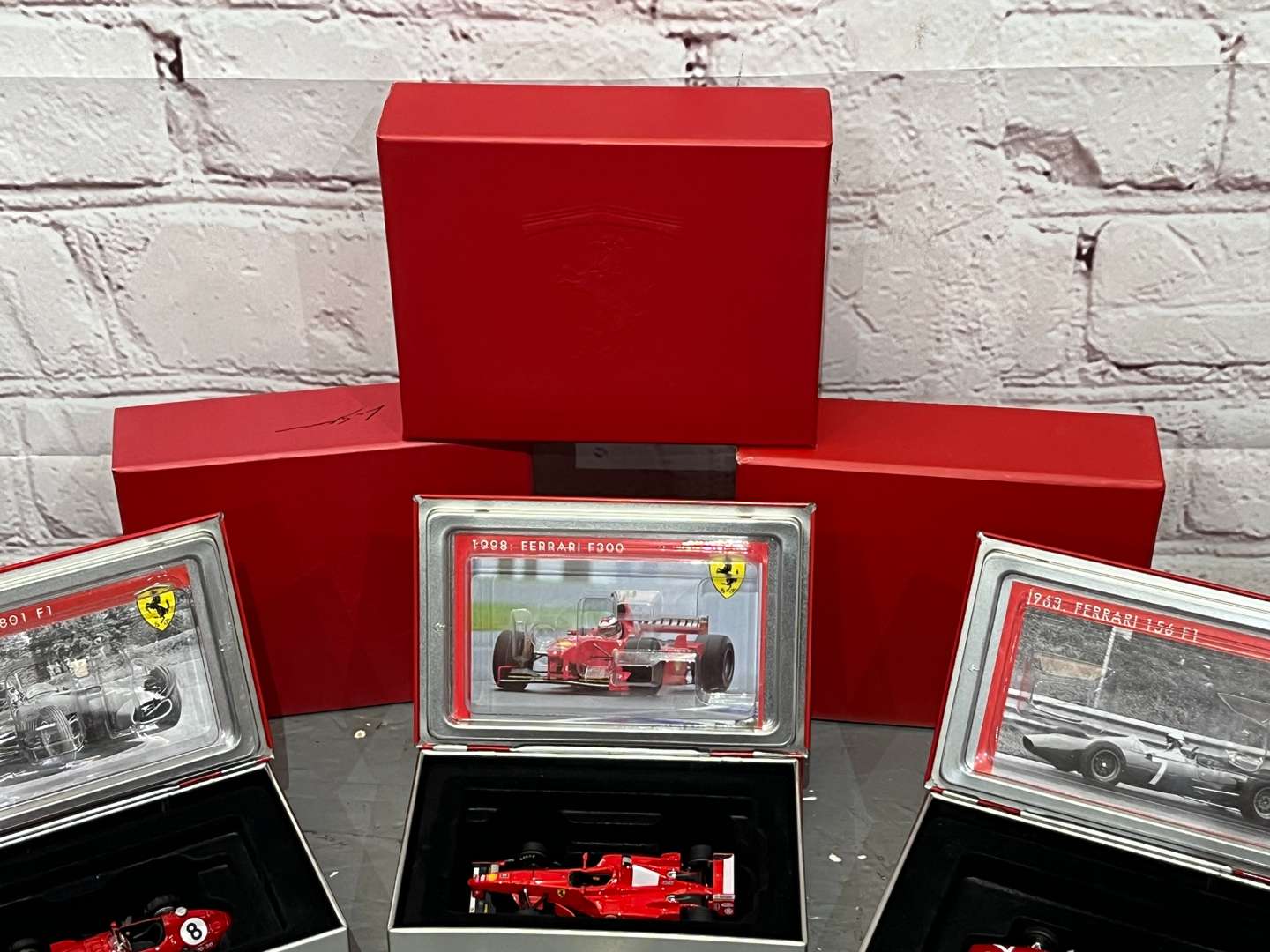 <p>Ferrari Boxed Hotwells 1:43 Scale Model Cars</p>