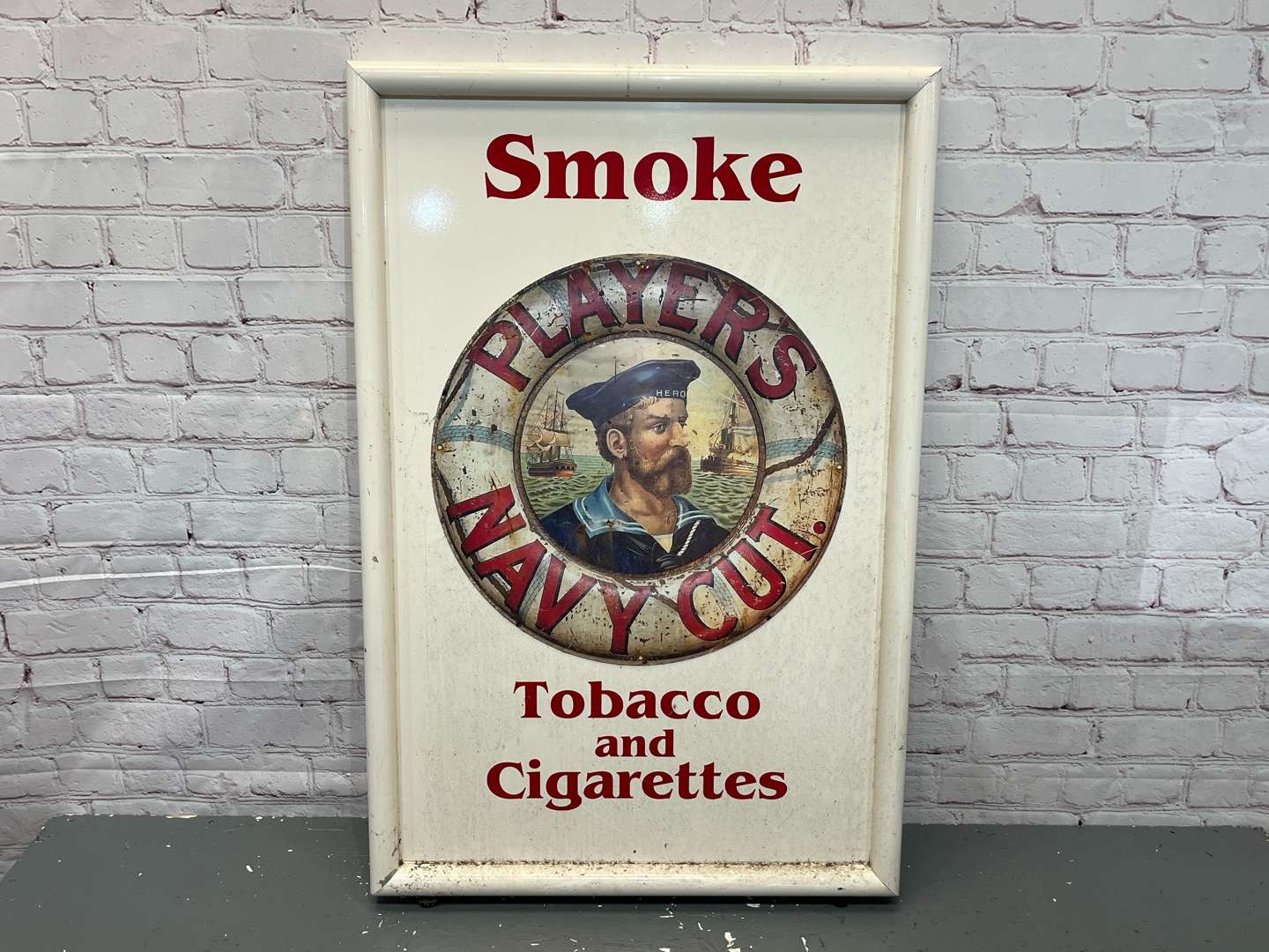 <p>Smoke Players Navy Cut Tobacco & Cigarettes Aluminium Framed Sign</p>