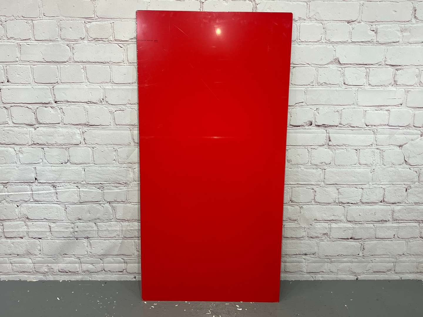 <p>Ferrari Sign on Metal Board&nbsp;</p>