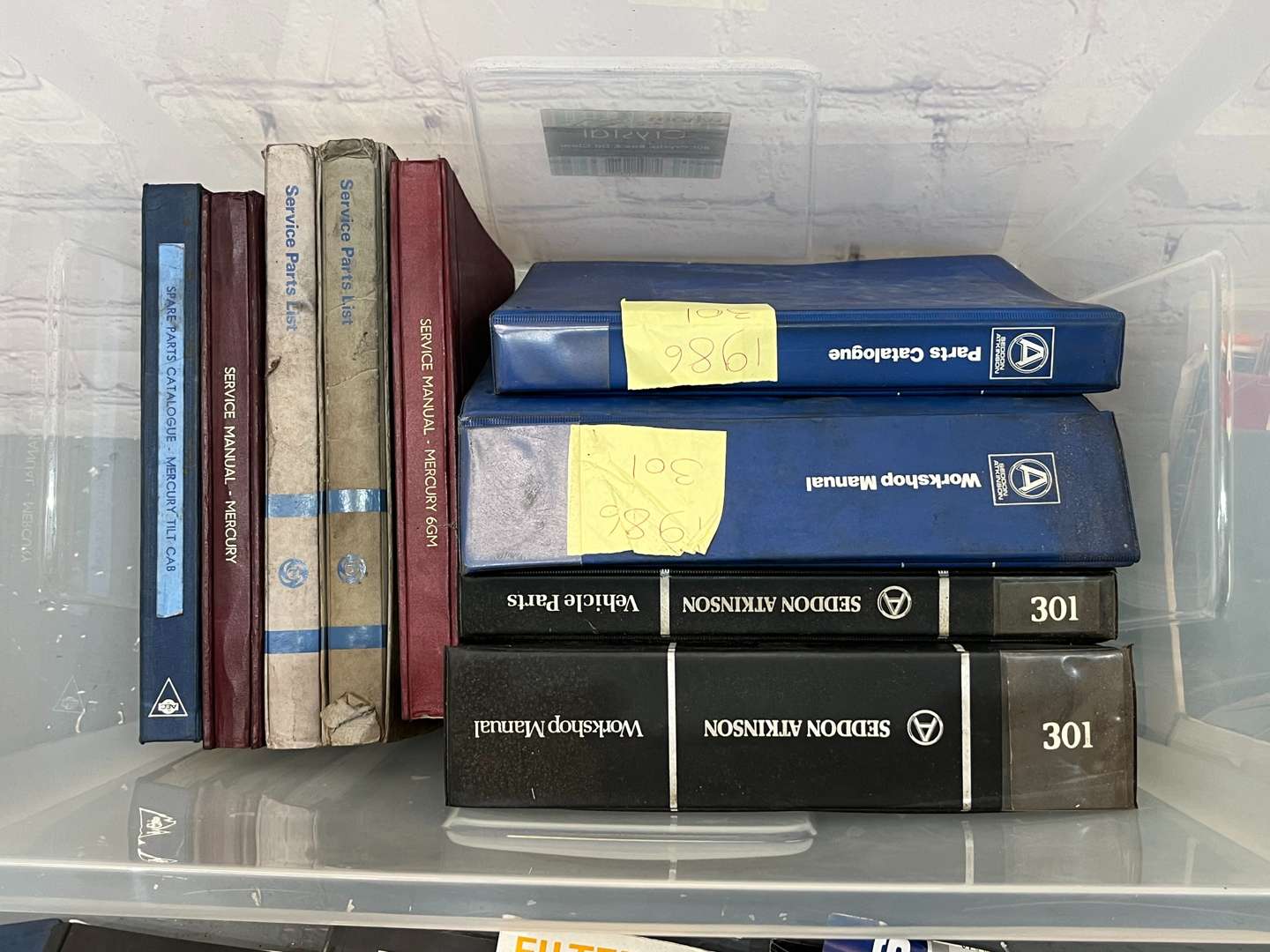 <p>Quantity of Commercial Manuals/Books Etc</p>