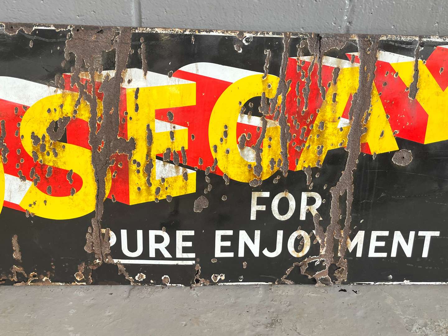 <p>Nosegay Original Enamel Sign</p>