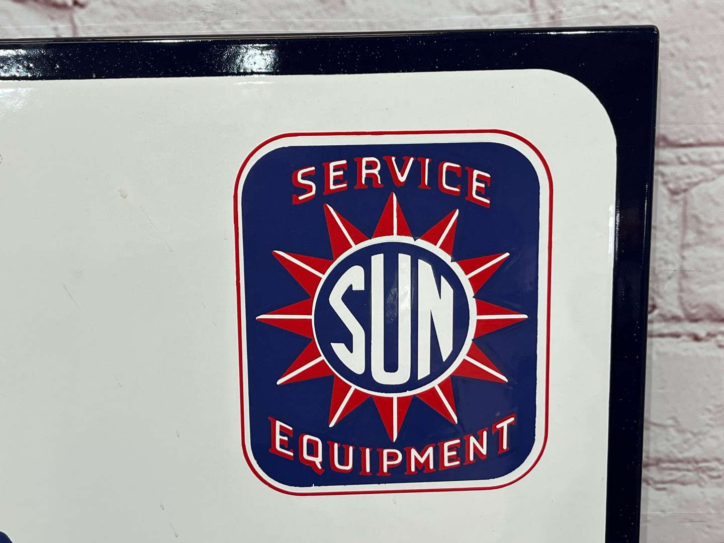 <p>Sun Engine Tune Up Enamel Sign</p>