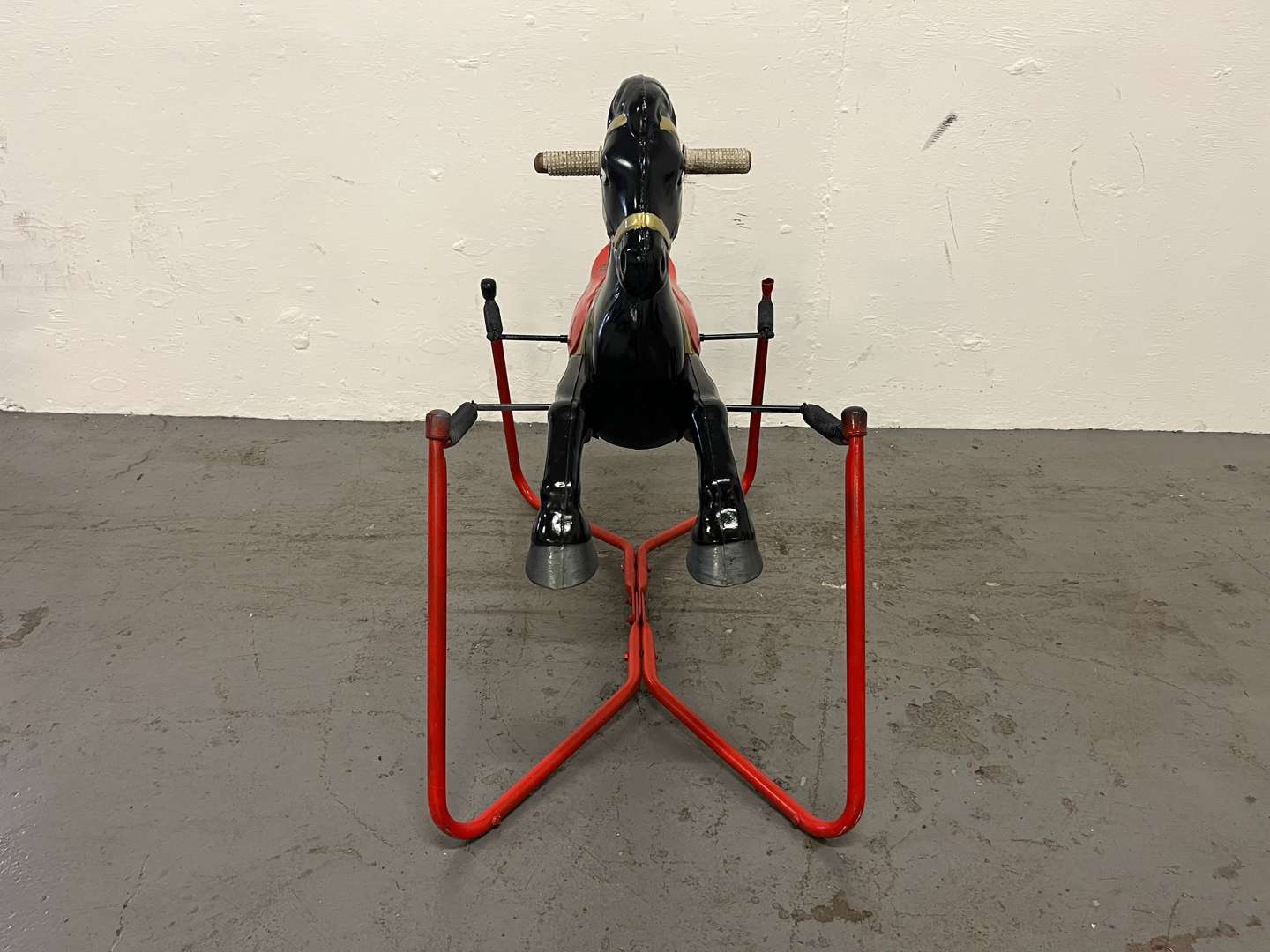 <p>MOBO Rocking Horse On Springs</p>