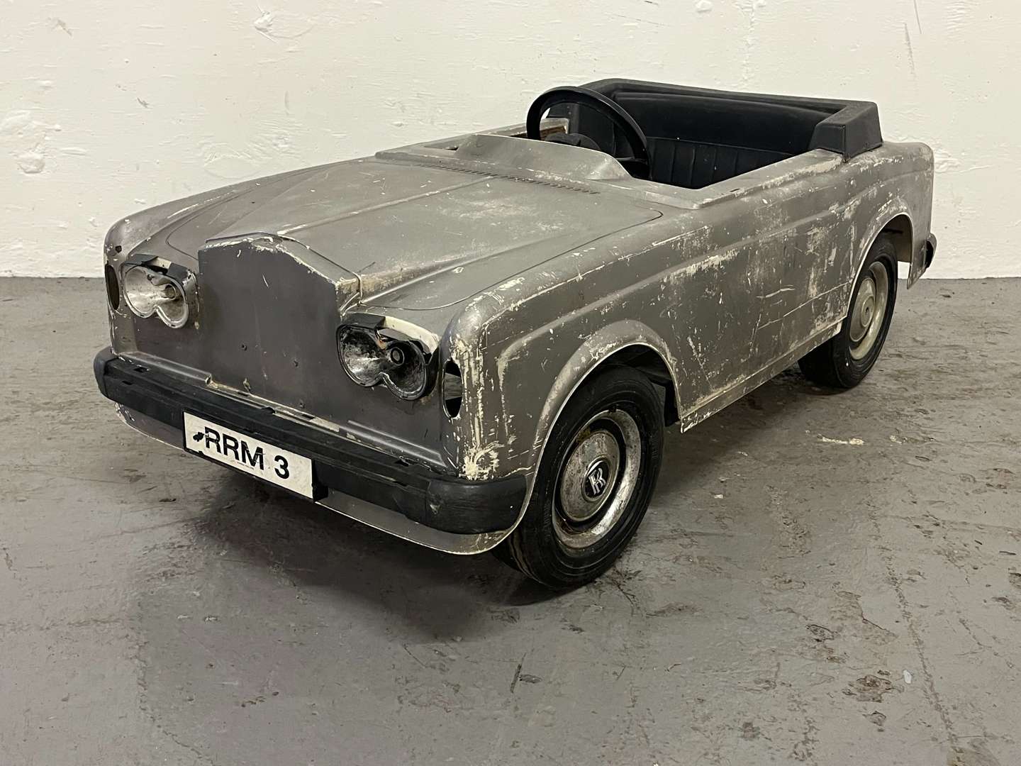 <p>Rolls Royce Corniche Childs Pedal Car a/f</p>