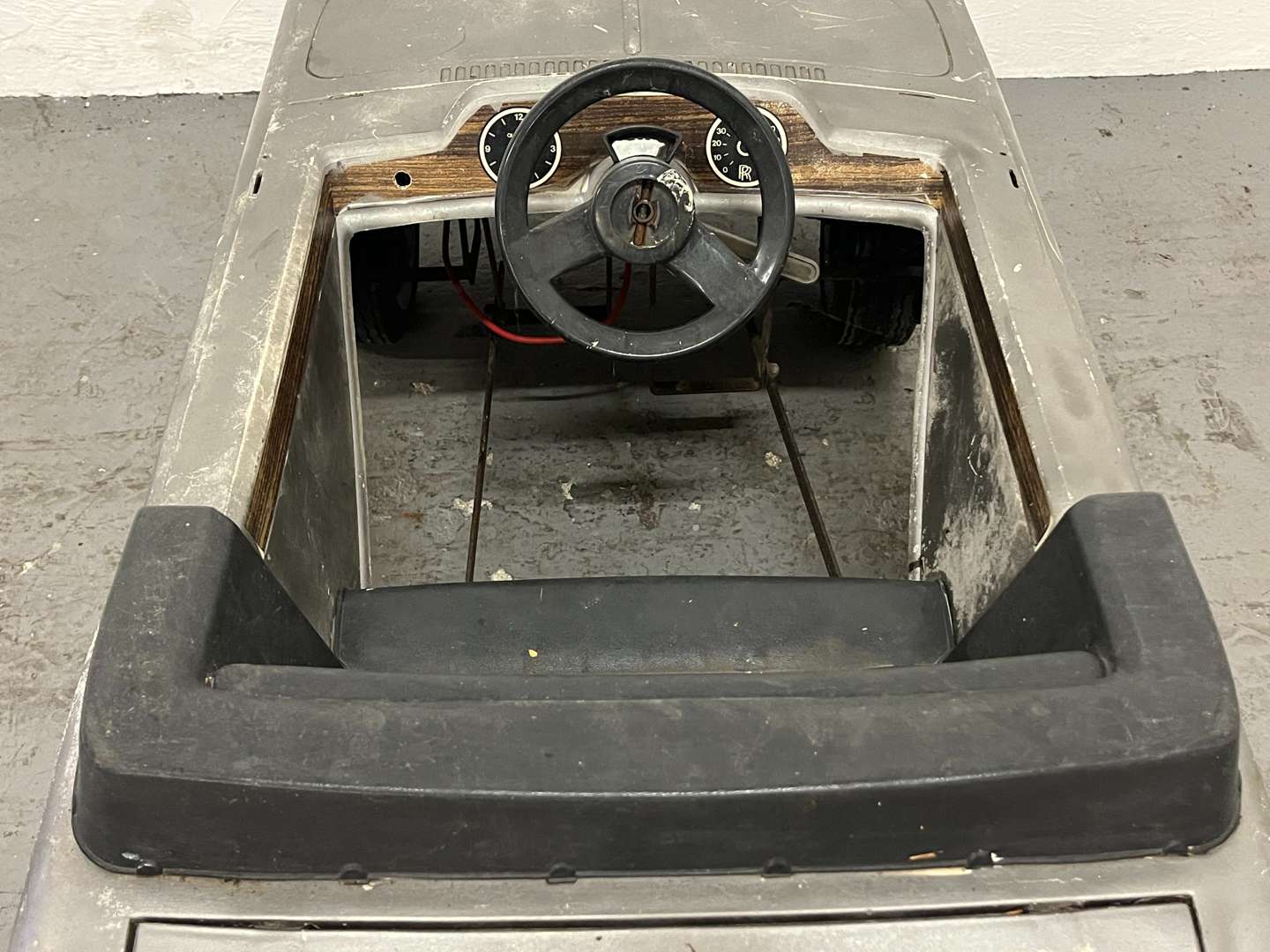 <p>Rolls Royce Corniche Childs Pedal Car a/f</p>