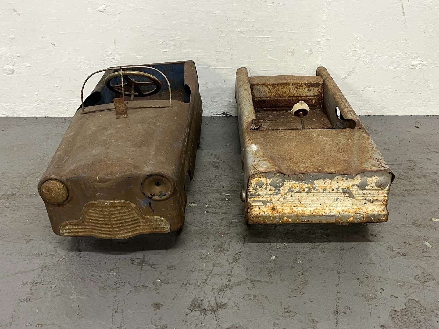 <p>Two Tin Plate Project Childs&nbsp;Pedal Cars&nbsp;</p>