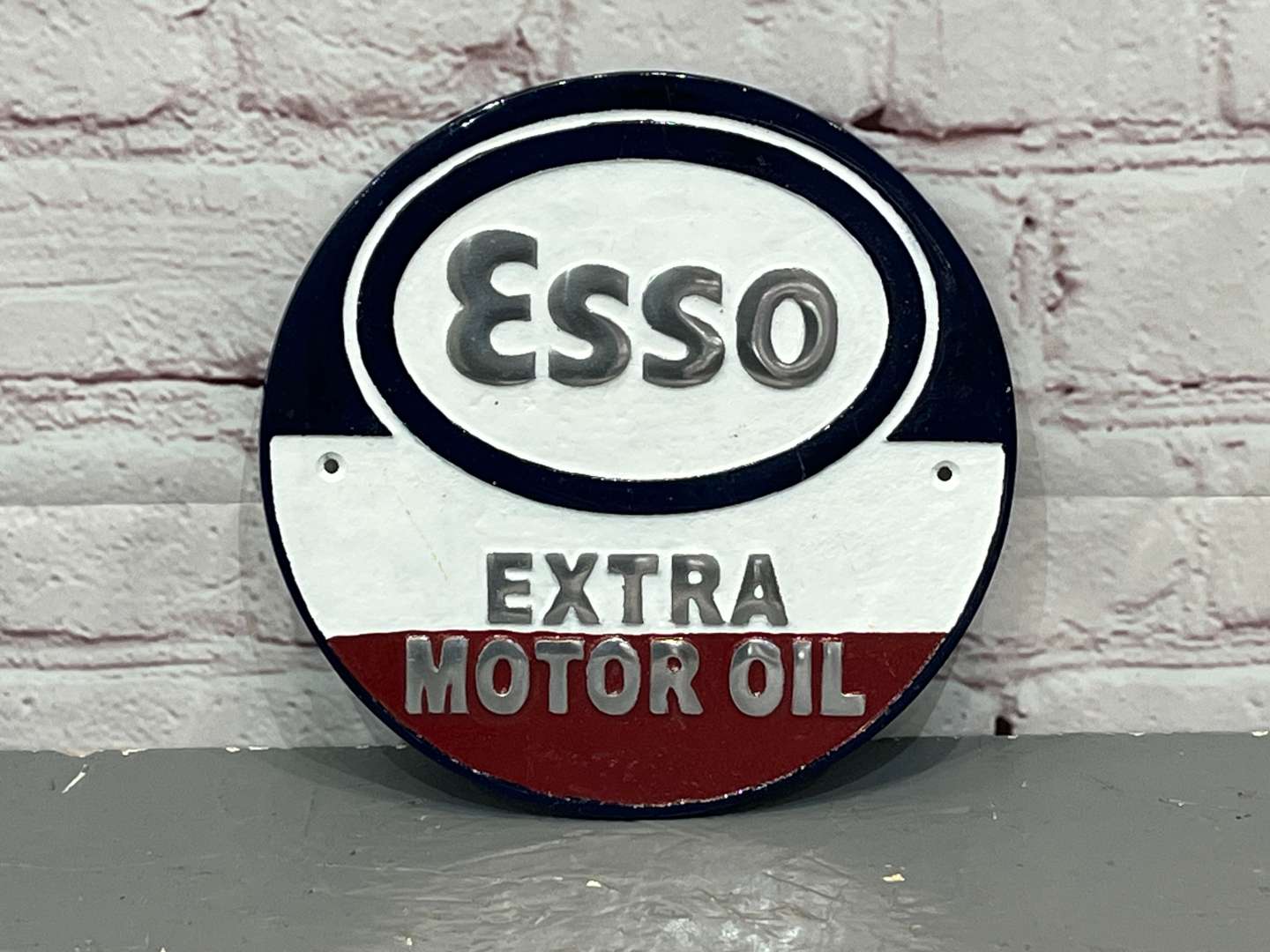 <p>Esso Extra Motor Oil Cast Aluminium Sign</p>