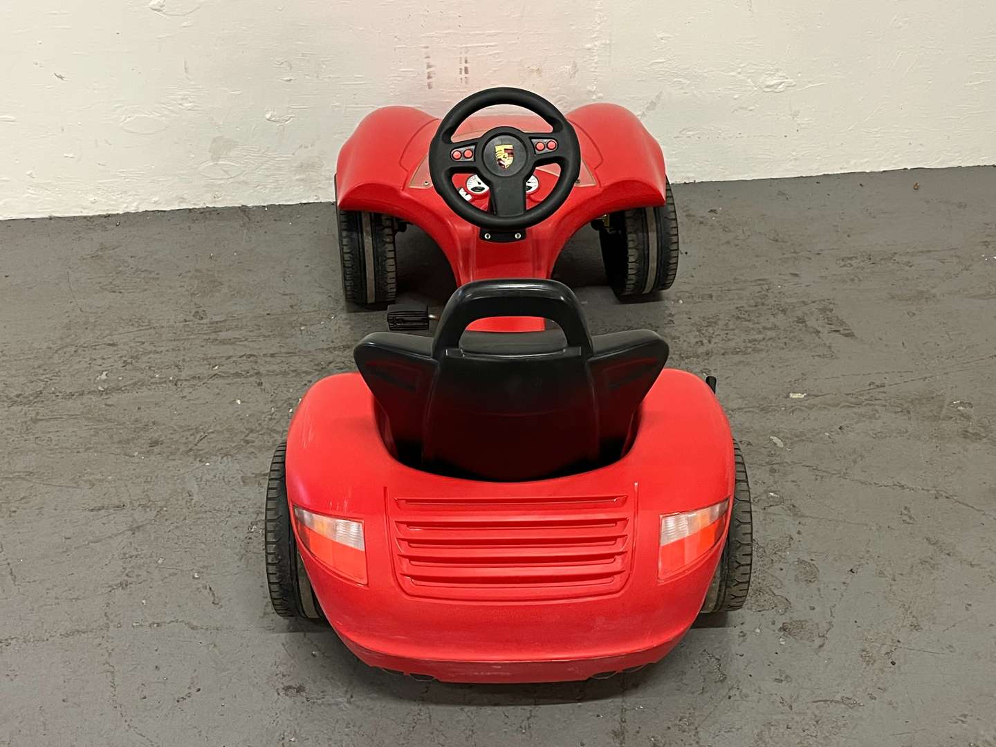 <p>Ferbedo Plastic Porsche Childs Pedal Car</p>