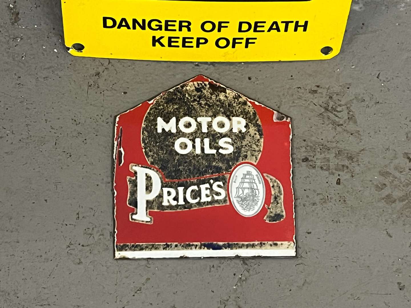 <p>Danger of Death Sign & Part Prices Motor Oils Enamel Sign (2)</p>