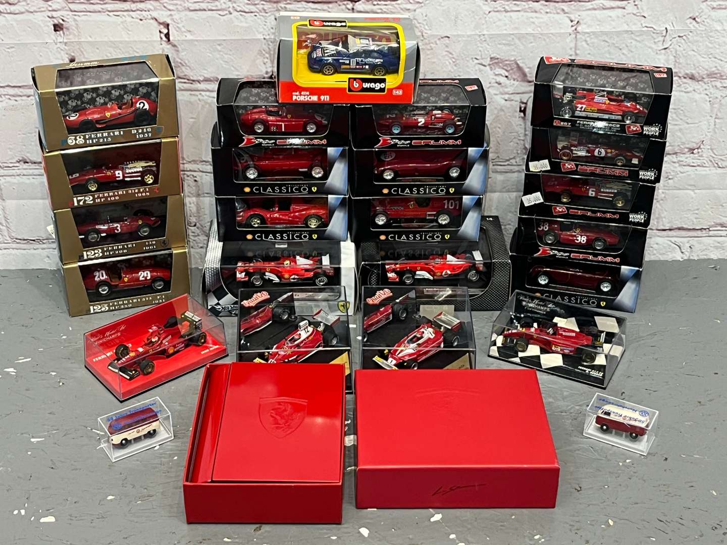 <p>Quantity of Brumm Ferrari Boxed Formula 1 and Race Car Models</p>
