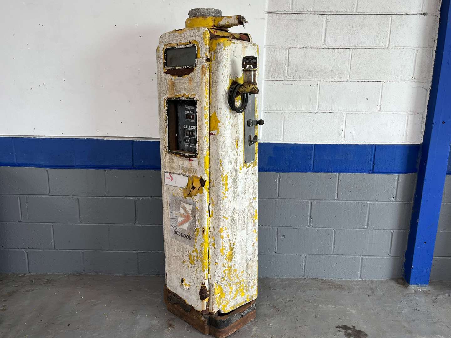 <p>Wayne M70 Petrol Pump For Restoration&nbsp;</p>