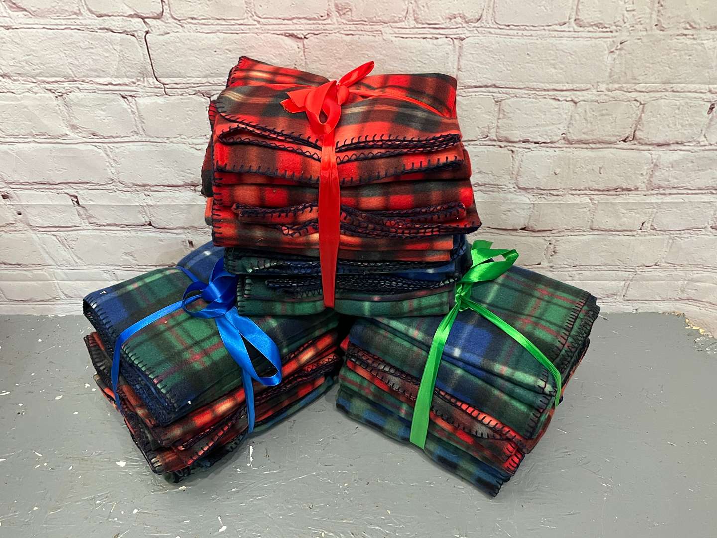 <p>Quantity of New Picnic Blankets&nbsp;</p>