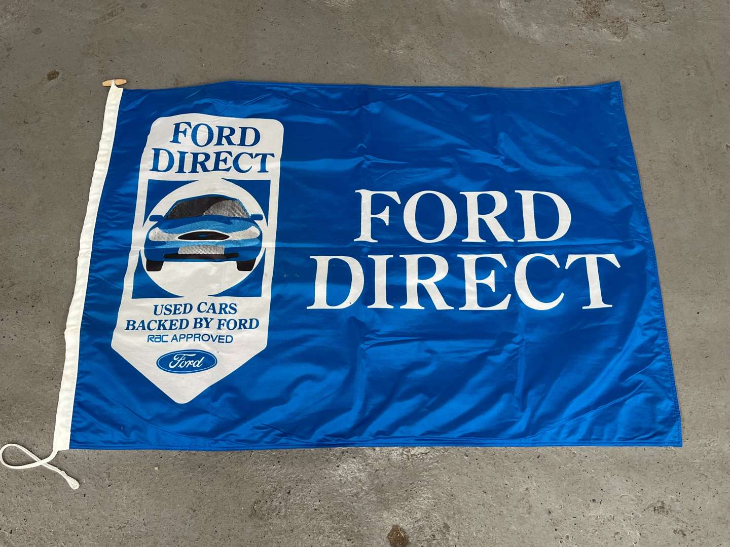 <p>Ford Direct Used Cars Backed By Ford Flag</p>