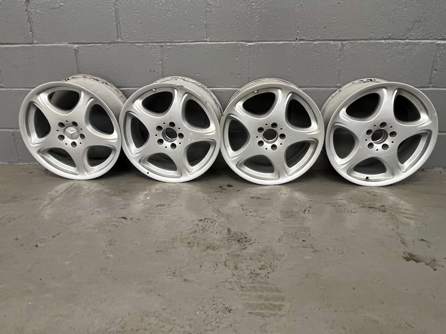 <p>Set of Four Mercedes Alloy Wheels</p>