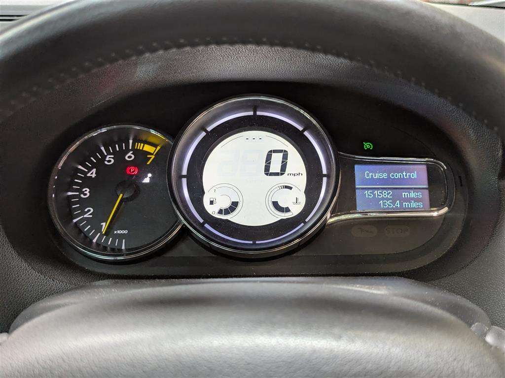 <p>2011 RENAULT MEGANE DYNAMIQUE TOMTOM V</p>