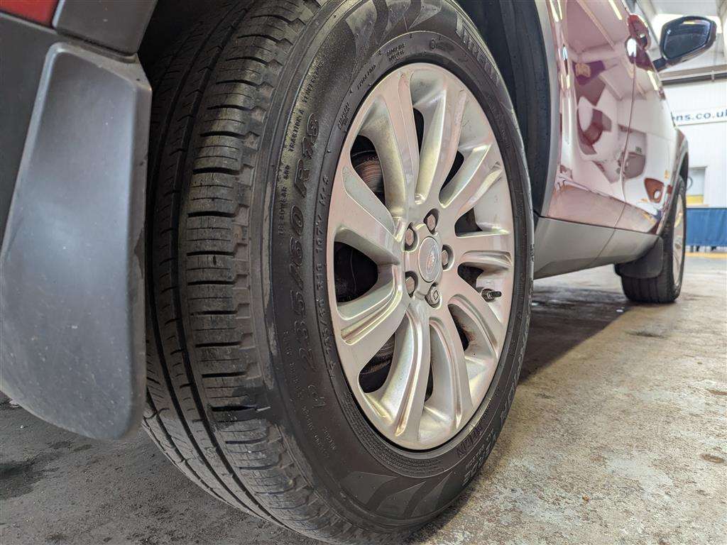 <p>2016 LAND ROVER DISCOVERY SPORT SE TECH T</p>