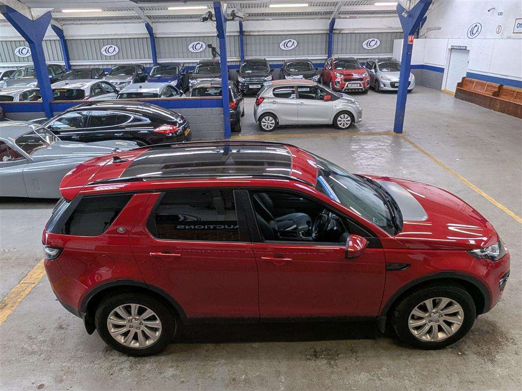 <p>2016 LAND ROVER DISCOVERY SPORT SE TECH T</p>