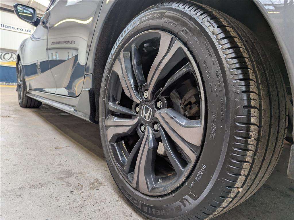 <p>2019 HONDA CIVIC SPORT VTEC</p>
