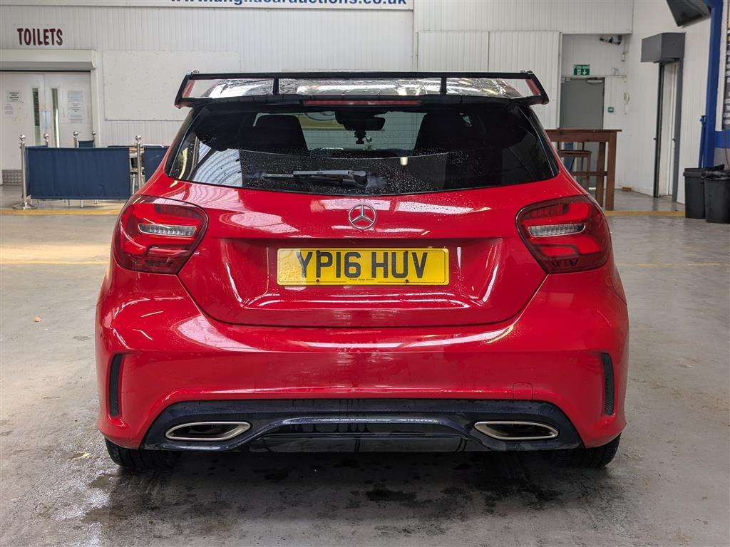<p>2016 MERCEDES-BENZ A 180 D AMG LINE PREMIUM</p>