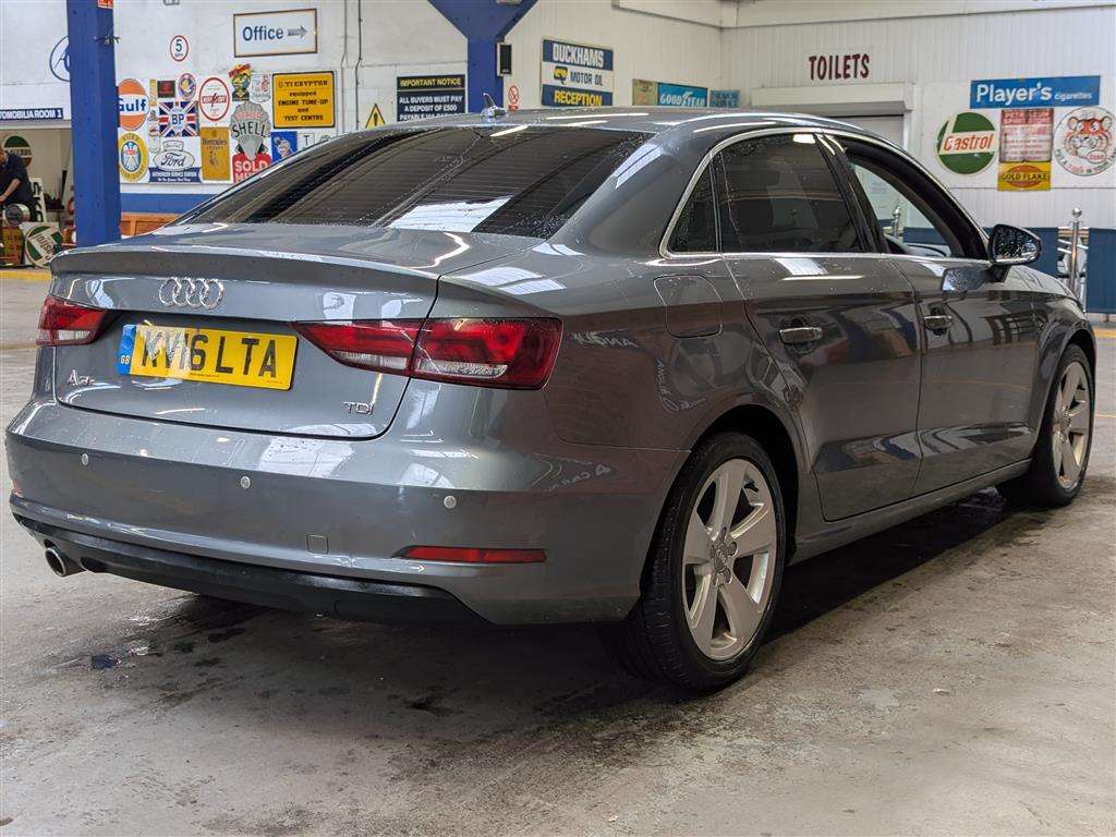 <p>2016 AUDI A3 SPORT NAV TDI S-A</p>