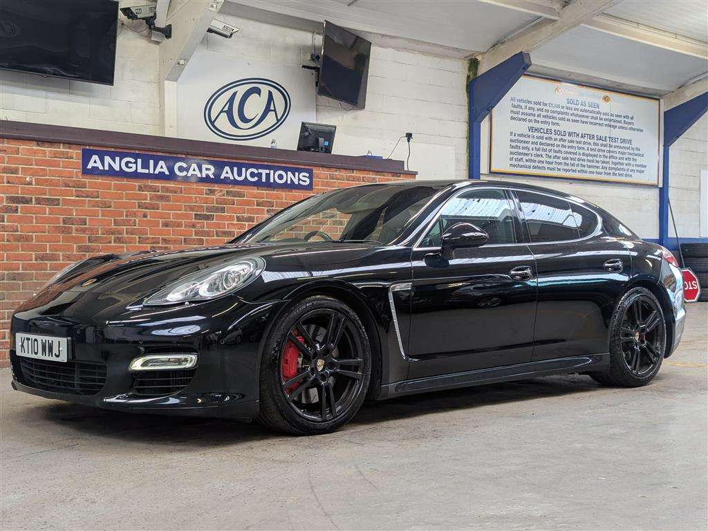 <p>2010 PORSCHE PANAMERA TURBO S-A</p>