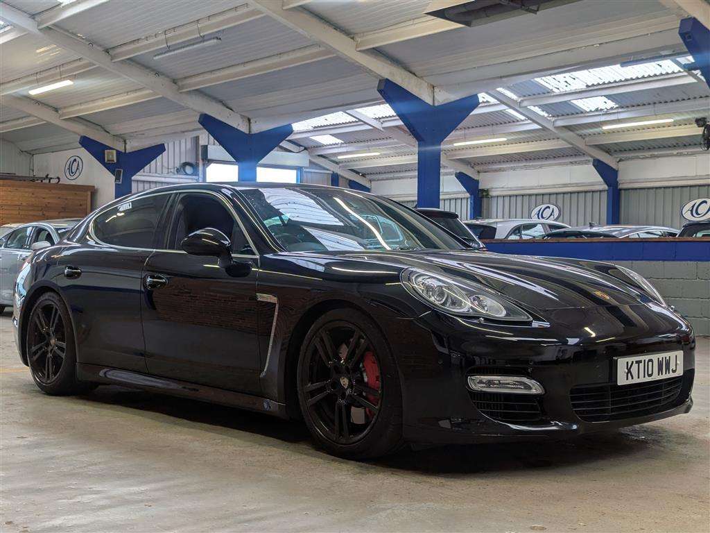 <p>2010 PORSCHE PANAMERA TURBO S-A</p>