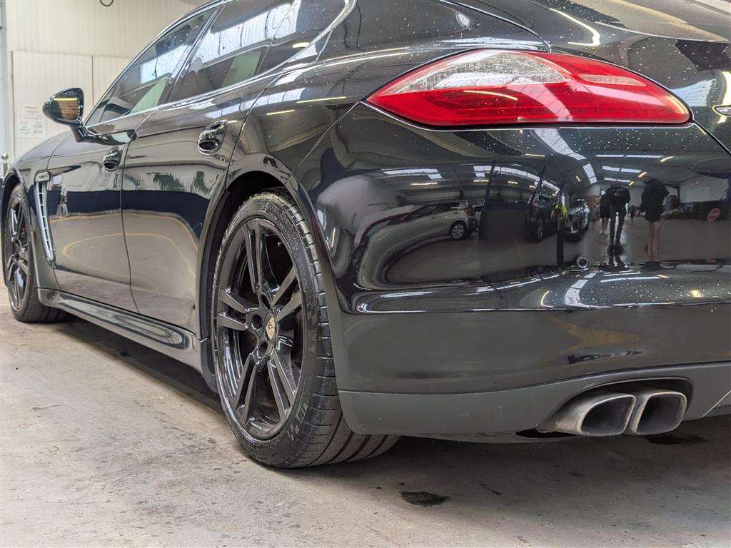 <p>2010 PORSCHE PANAMERA TURBO S-A</p>