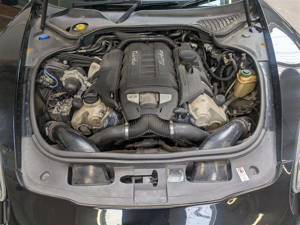 <p>2010 PORSCHE PANAMERA TURBO S-A</p>