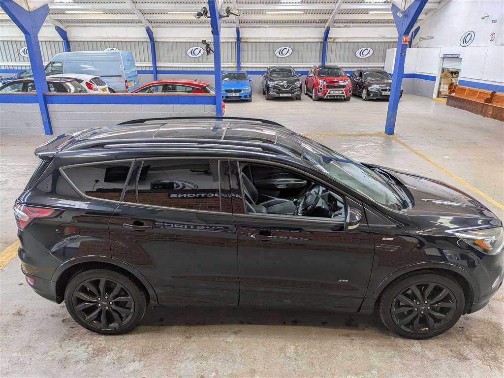 <p>2017 FORD KUGA ST-LINE X TDCI 4X4</p>