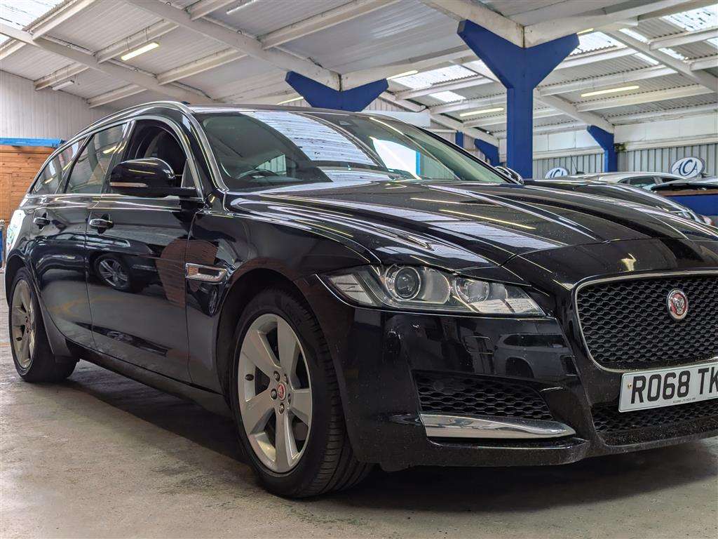 <p>2018 JAGUAR XF PORTFOLIO AUTO</p>