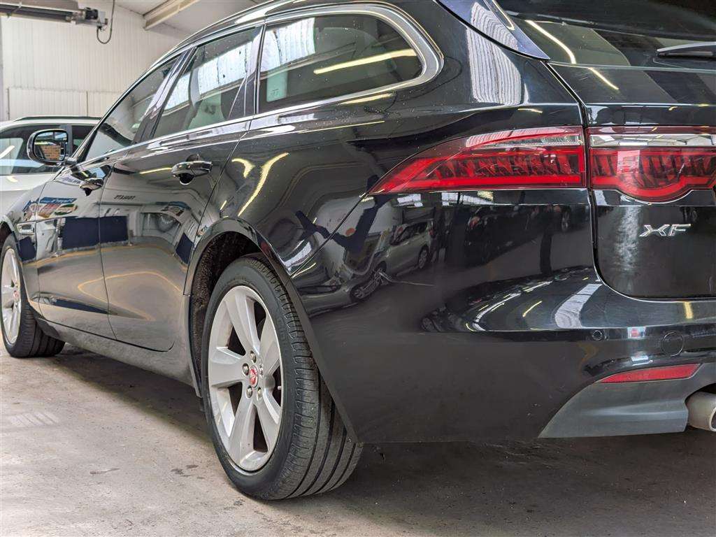 <p>2018 JAGUAR XF PORTFOLIO AUTO</p>