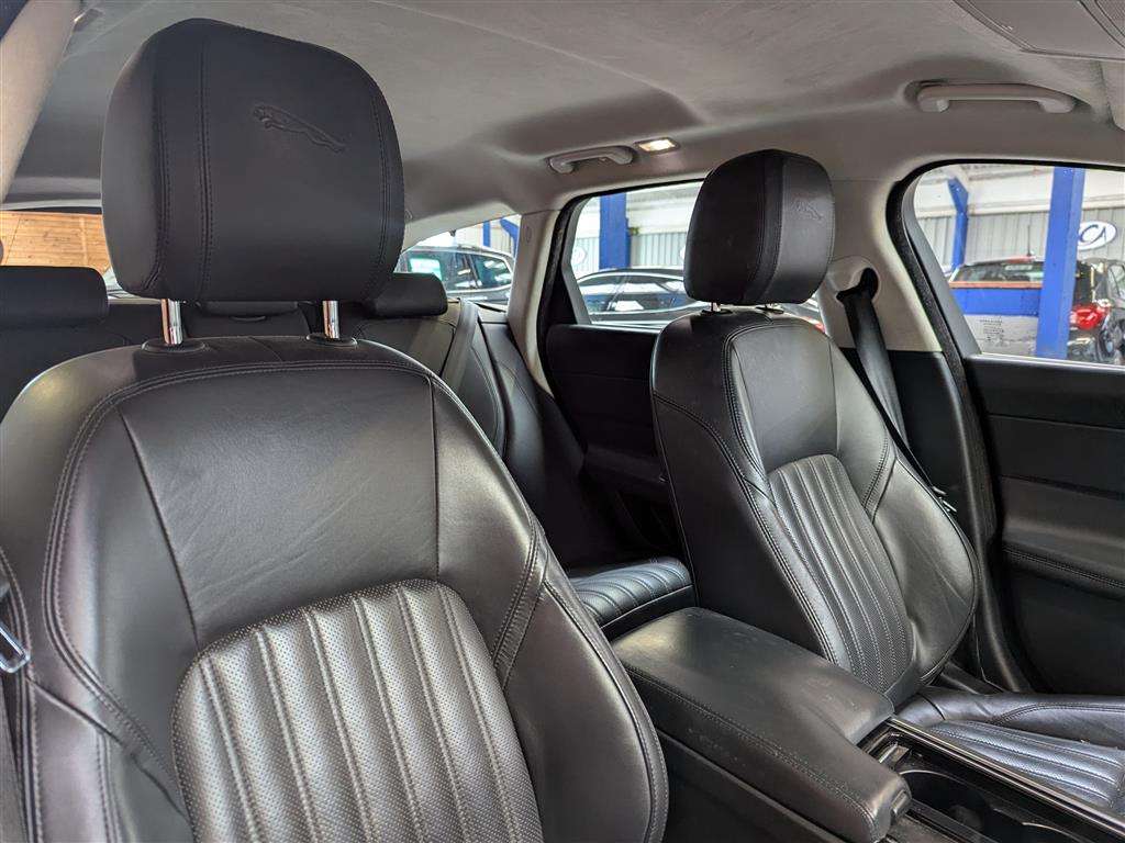 <p>2018 JAGUAR XF PORTFOLIO AUTO</p>