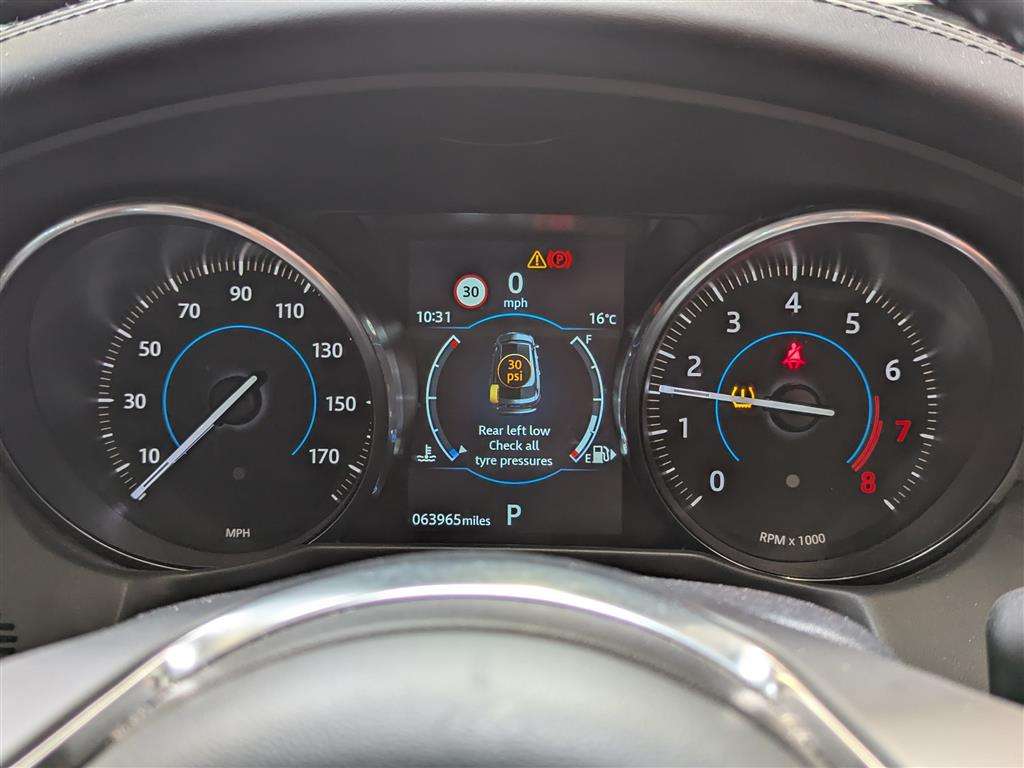 <p>2018 JAGUAR XF PORTFOLIO AUTO</p>