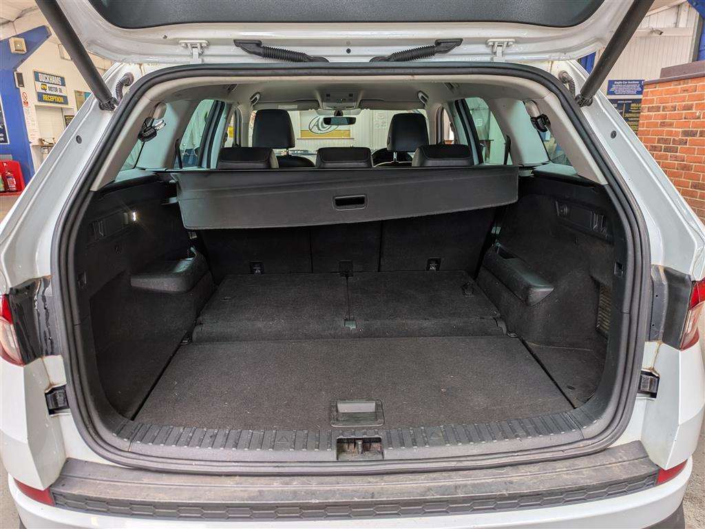 <p>2017 SKODA KODIAQ SE L TDI SCR 4X4 S</p>