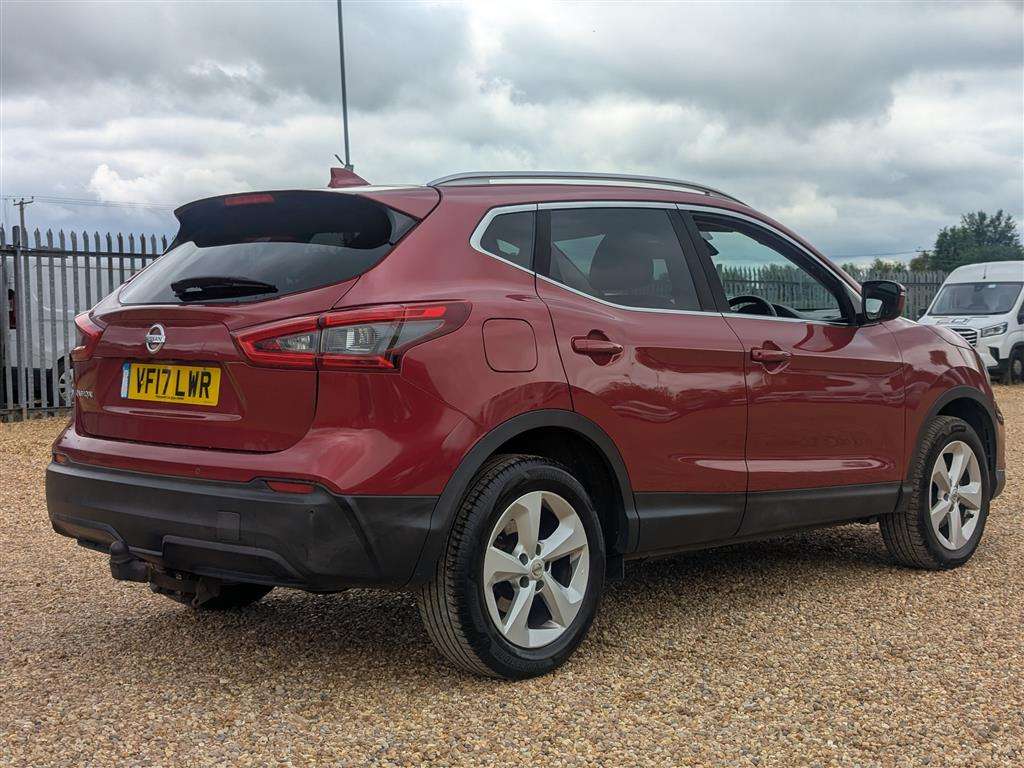 <p>2017 NISSAN QASHQAI ACENTA DCI</p>