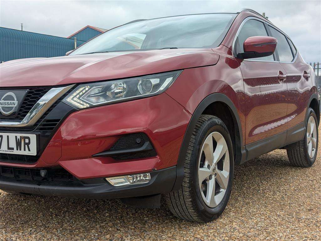 <p>2017 NISSAN QASHQAI ACENTA DCI</p>