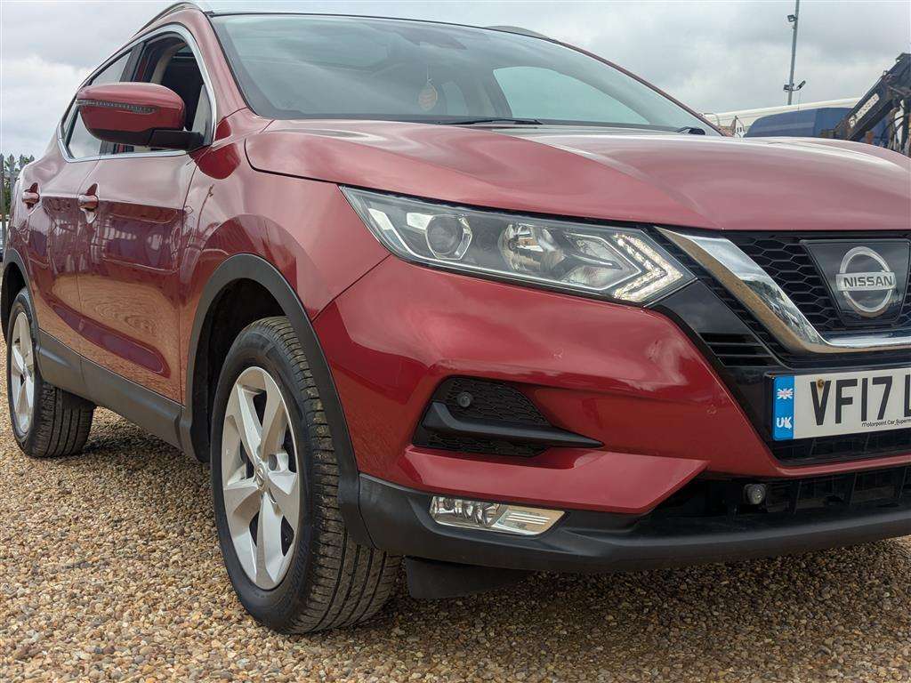 <p>2017 NISSAN QASHQAI ACENTA DCI</p>