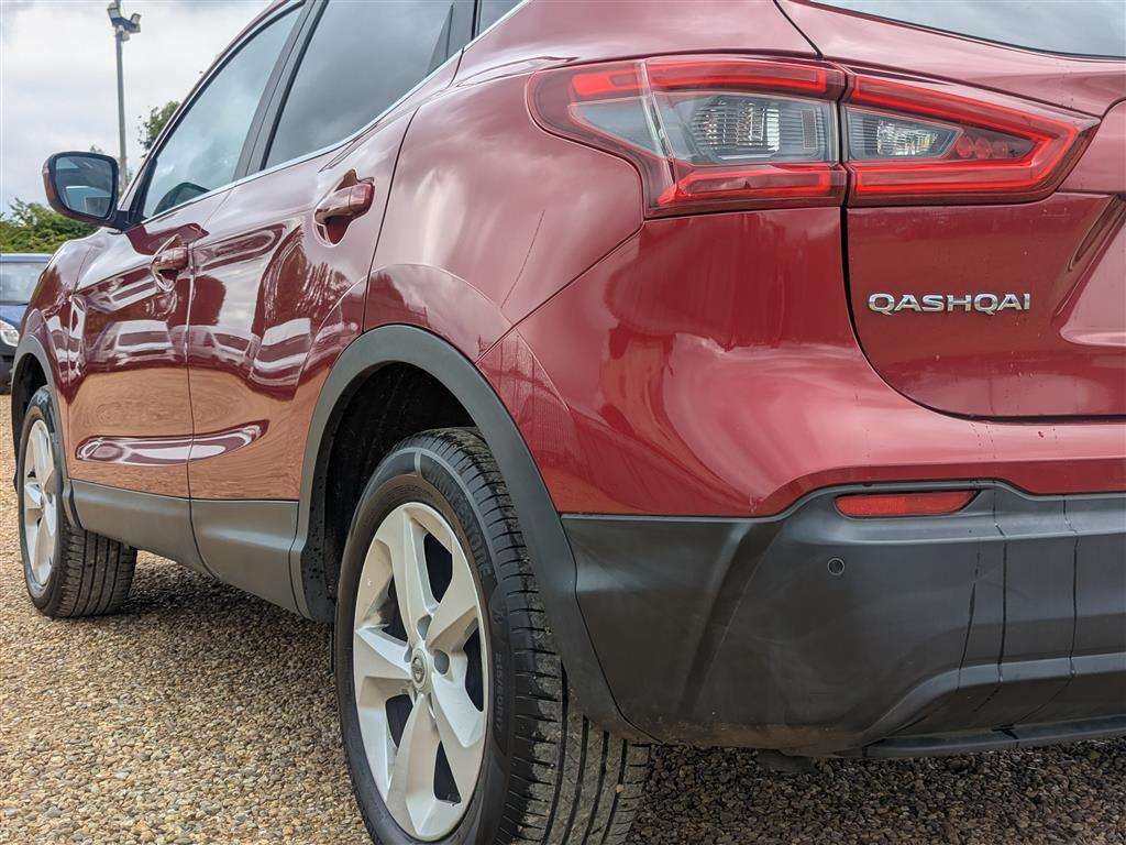 <p>2017 NISSAN QASHQAI ACENTA DCI</p>