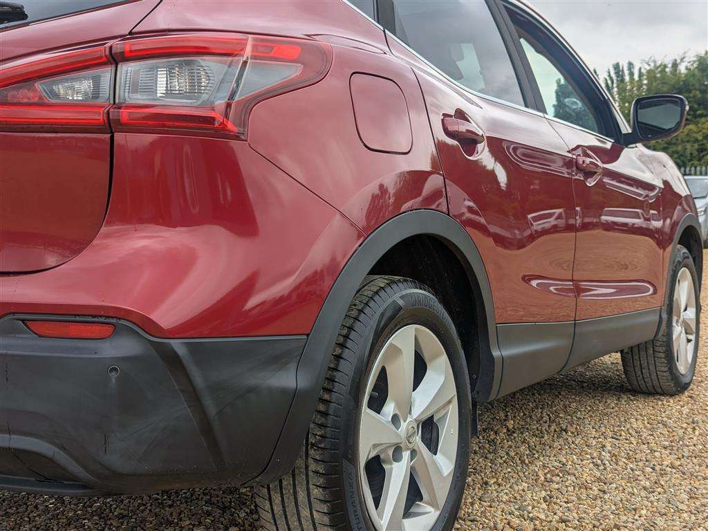 <p>2017 NISSAN QASHQAI ACENTA DCI</p>