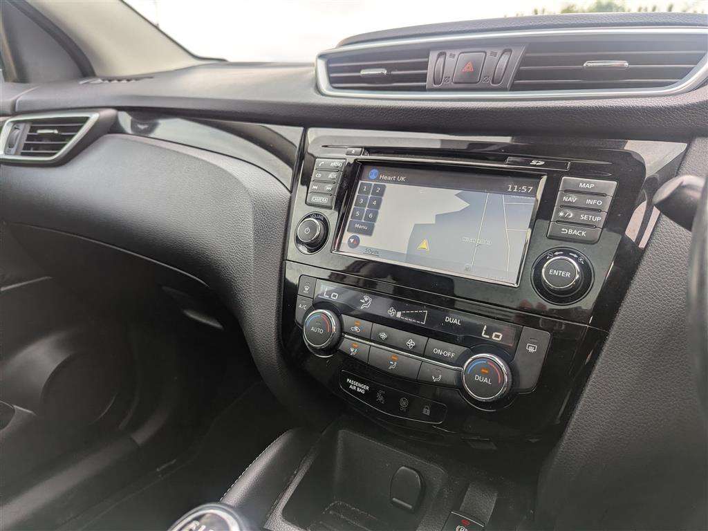 <p>2017 NISSAN QASHQAI ACENTA DCI</p>