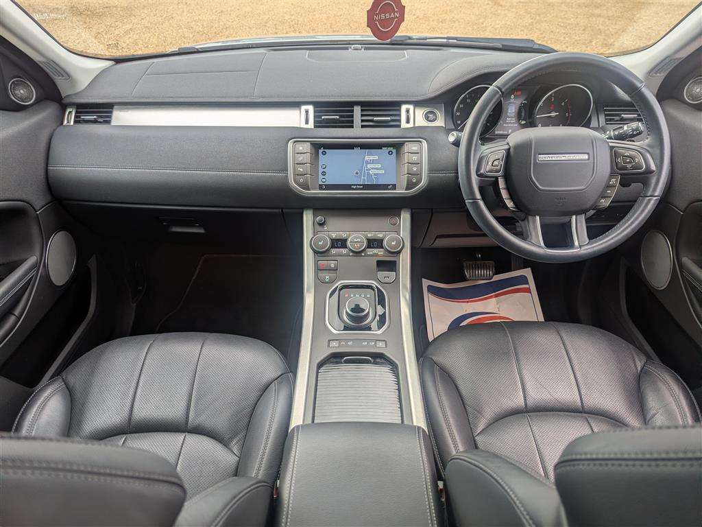 <p>2018 LAND ROVER R ROVER EVOQUE SE TECH TD</p>