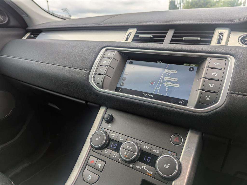 <p>2018 LAND ROVER R ROVER EVOQUE SE TECH TD</p>