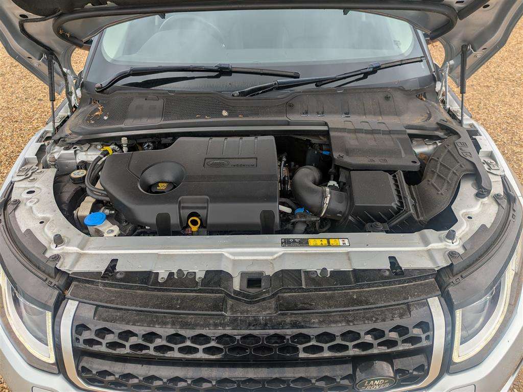 <p>2018 LAND ROVER R ROVER EVOQUE SE TECH TD</p>